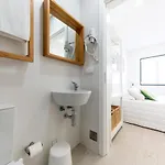 Farol 4* נאזרה