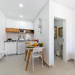 Farol בית הארחה 4*
