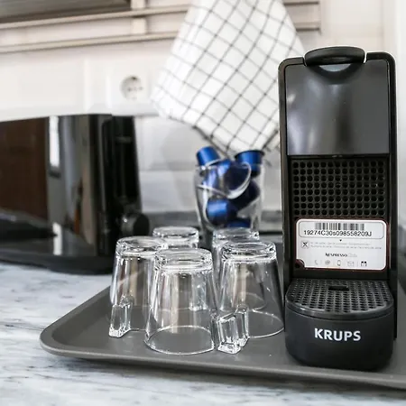 Farol בית הארחה נאזרה