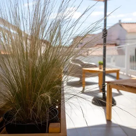 Farol בית הארחה 3*